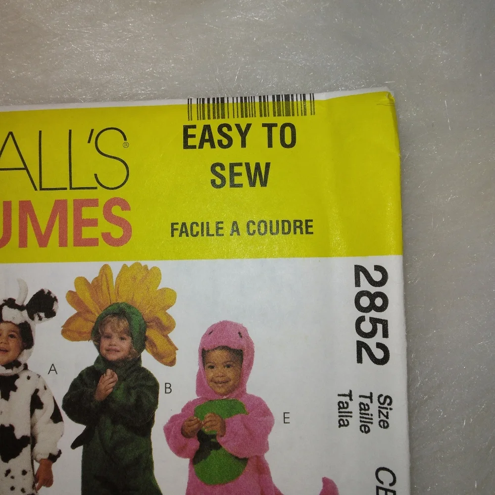 McCall's EASY to Sew Costumes Size 1-2-3